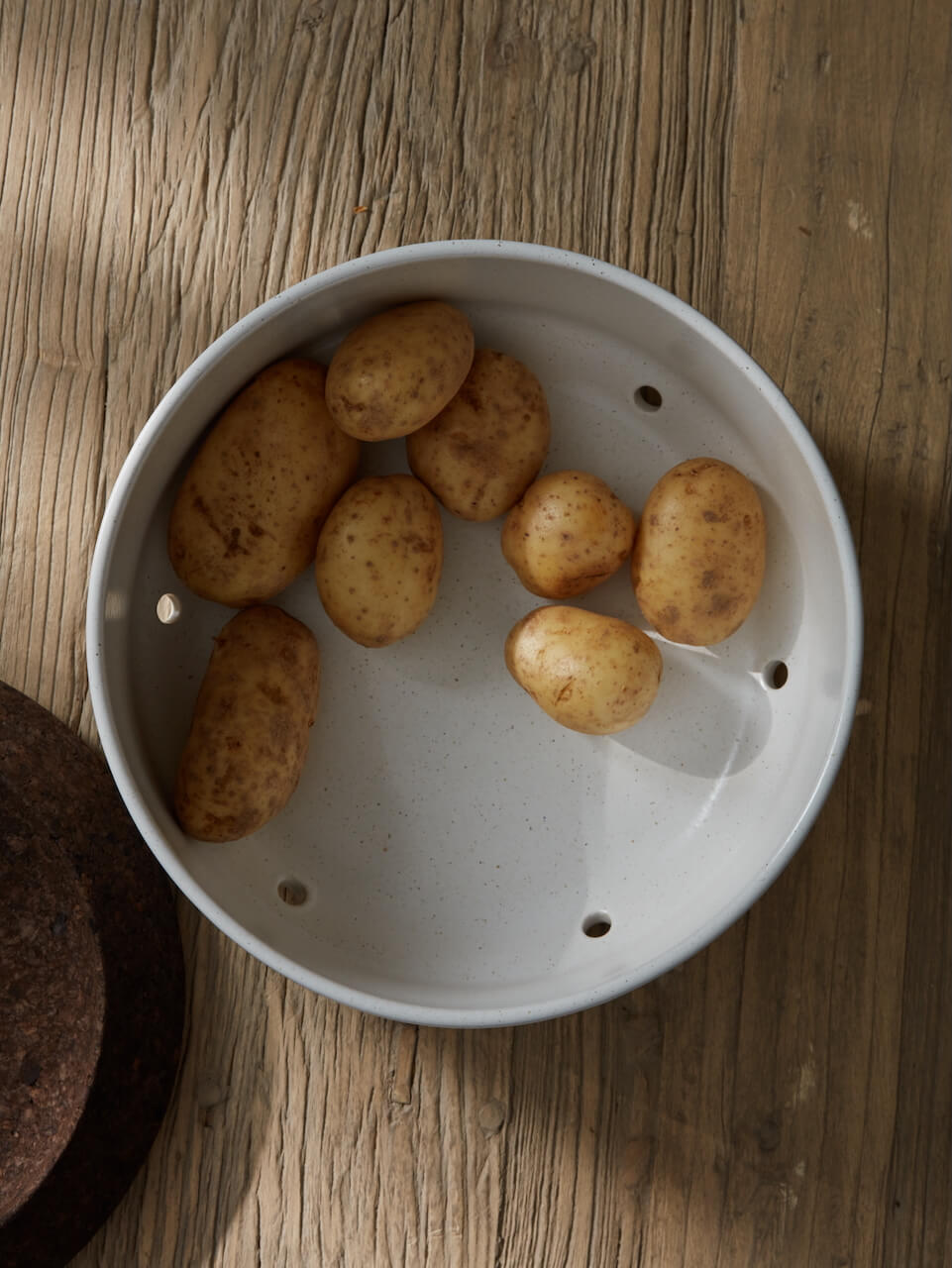 Nova White Ceramic Vegetable Storage