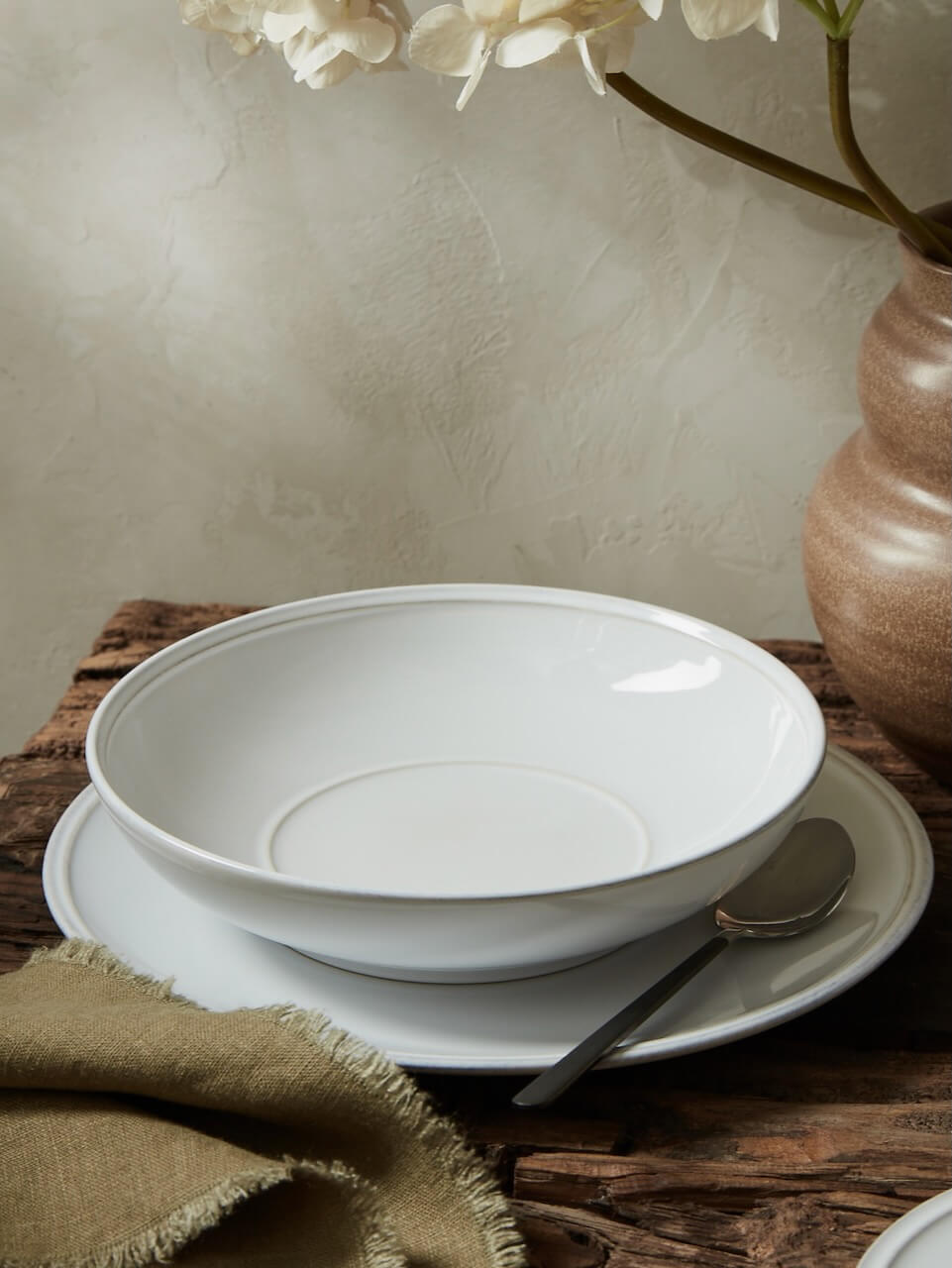 White Friso Tableware