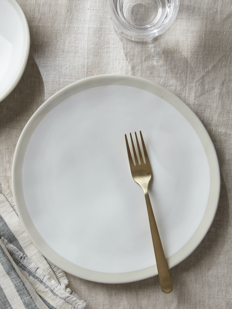 Vela 16 Piece Dinner Set